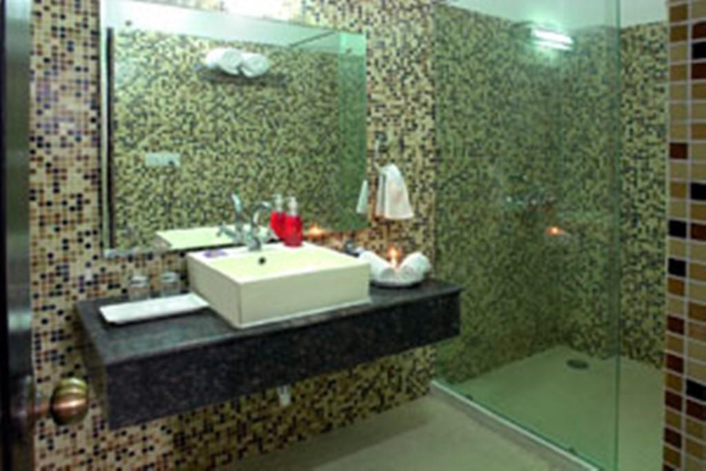 Rishikesh Inn By One Hotels Room photo
